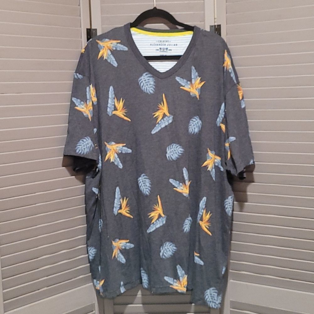 Colours Alexander Julian Vintage Brand  Workwear Tropical VNeck Shirt Size 4x